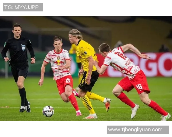 足总杯惊天逆转莱比锡狂胜多特蒙德引发全场热议