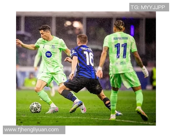 友谊赛国米与巴萨激战成平局精彩瞬间引发全场热议分析