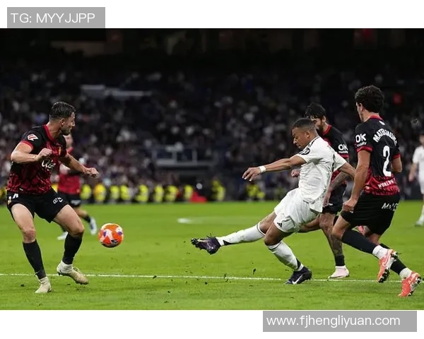 友谊赛惊现大逆转拜仁6-2战胜皇马引发全场热议