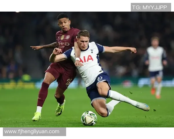 英超热刺与拜仁战成平局神奇扑救成比赛焦点分析