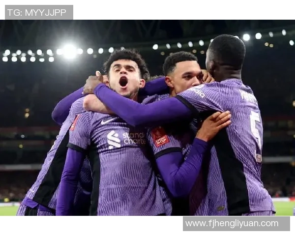 友谊赛精彩回顾利物浦点球大战小胜阿森纳引发全场热烈反响