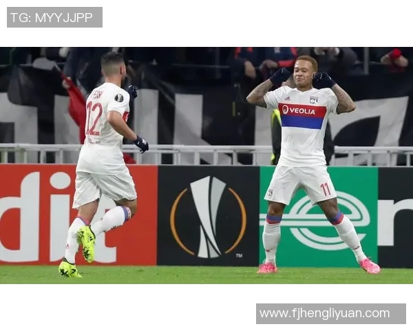 欧联杯激战里昂大胜尤文图斯红牌争议引发全场热议